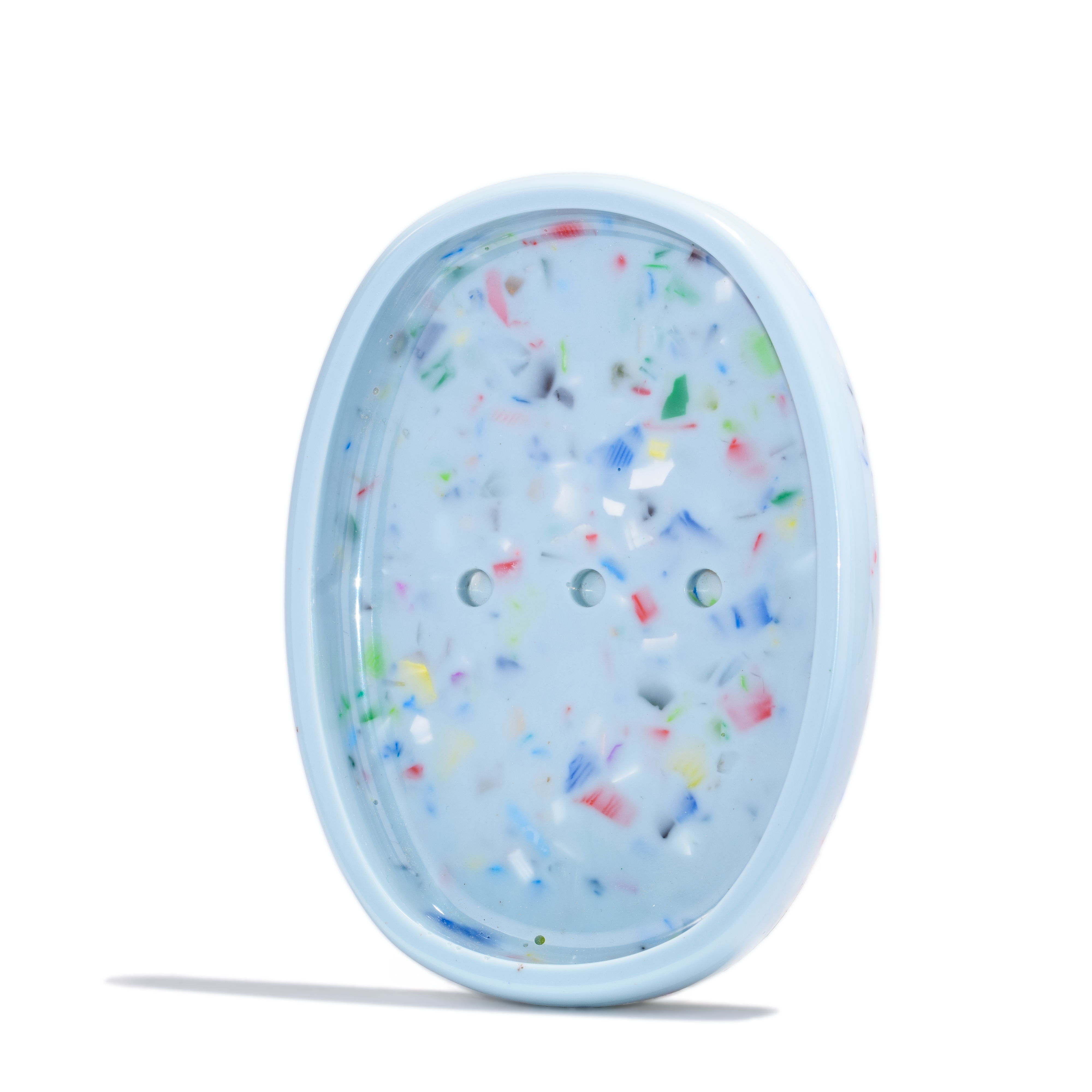 Mydelniczka ze śmieci morskich